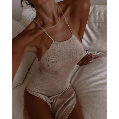 Vestido MONVIA Ibiza: elegancia y transparencia.