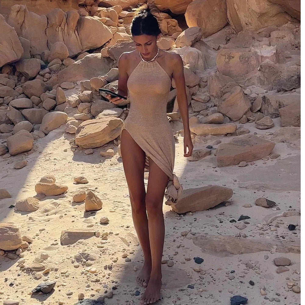 Vestido MONVIA Ibiza: elegancia y transparencia.